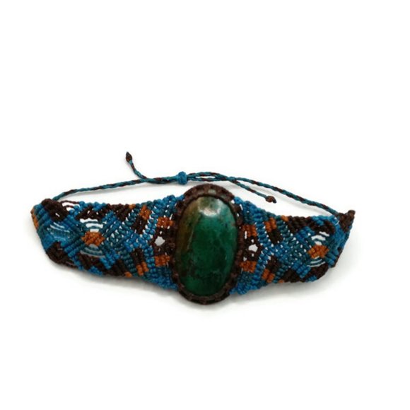 Handmade Bracelet Woven in Macrame Thread and Turquoise Natural Stone Spiritual - Picture 5 of 9
